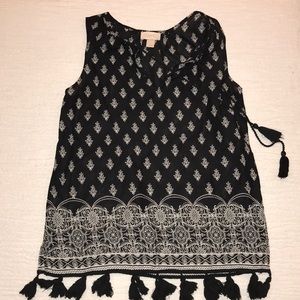 Loft black/white  with tassels S